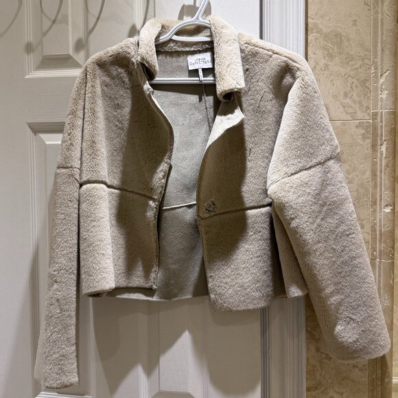 Urban Outfitters Faux Fur Jacket - Picture 3 of 8